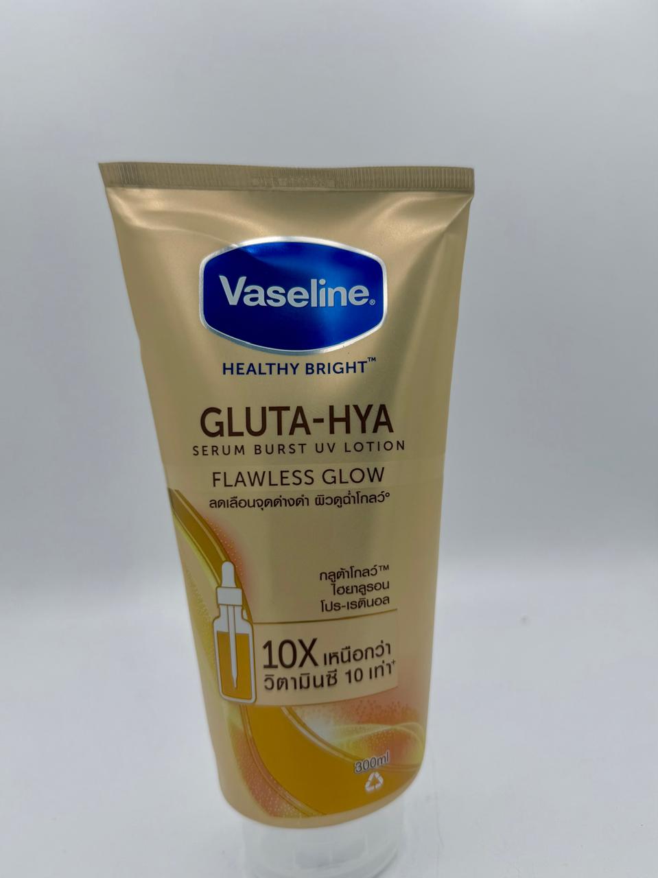 Vaseline® Gluta-Hya Serum Burst Lotion Flawless Bright