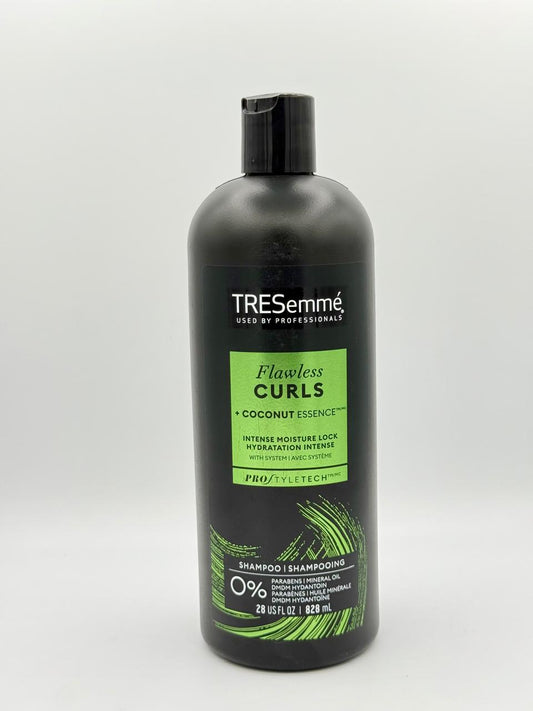 TRESemmé Flawless Curls Shampoo with Coconut Oil 828 ML